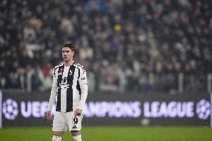 记者：那不勒斯与弗拉霍维奇团队接触，米兰仍领跑球员争夺战