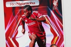 恩古莫哈17岁生日，利物浦官推晒海报送祝福：生日快乐！