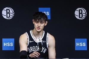 曾凡博：我的心态相比以前平和了许多 很荣幸能成为这里的一份子