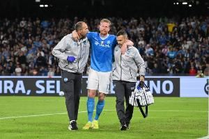 那不勒斯高层:德布劳内手术明天进行 卢卡库本周有望伤愈复出