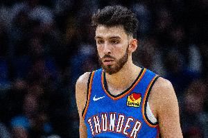 今日雷霆对阵快船!切特-霍姆格伦因背伤缺阵3场后复出